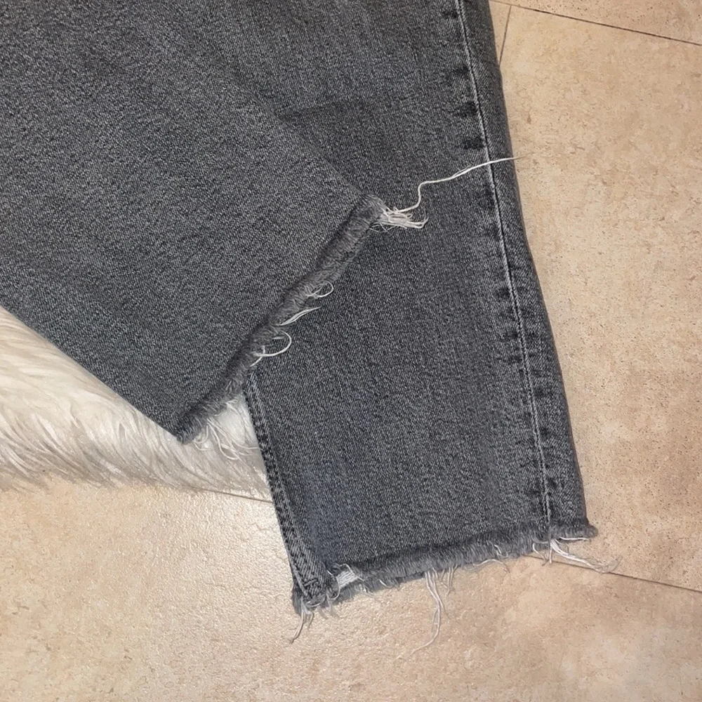 Zara Raw Hem Jeans - Picture 2 of 4